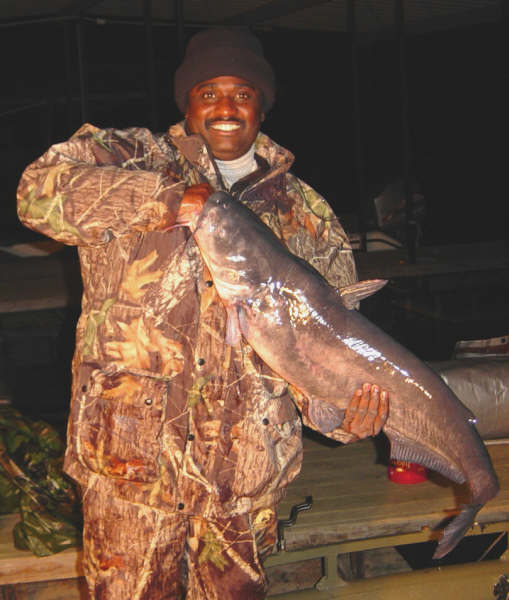 Wayne Hubbard winter catfishing